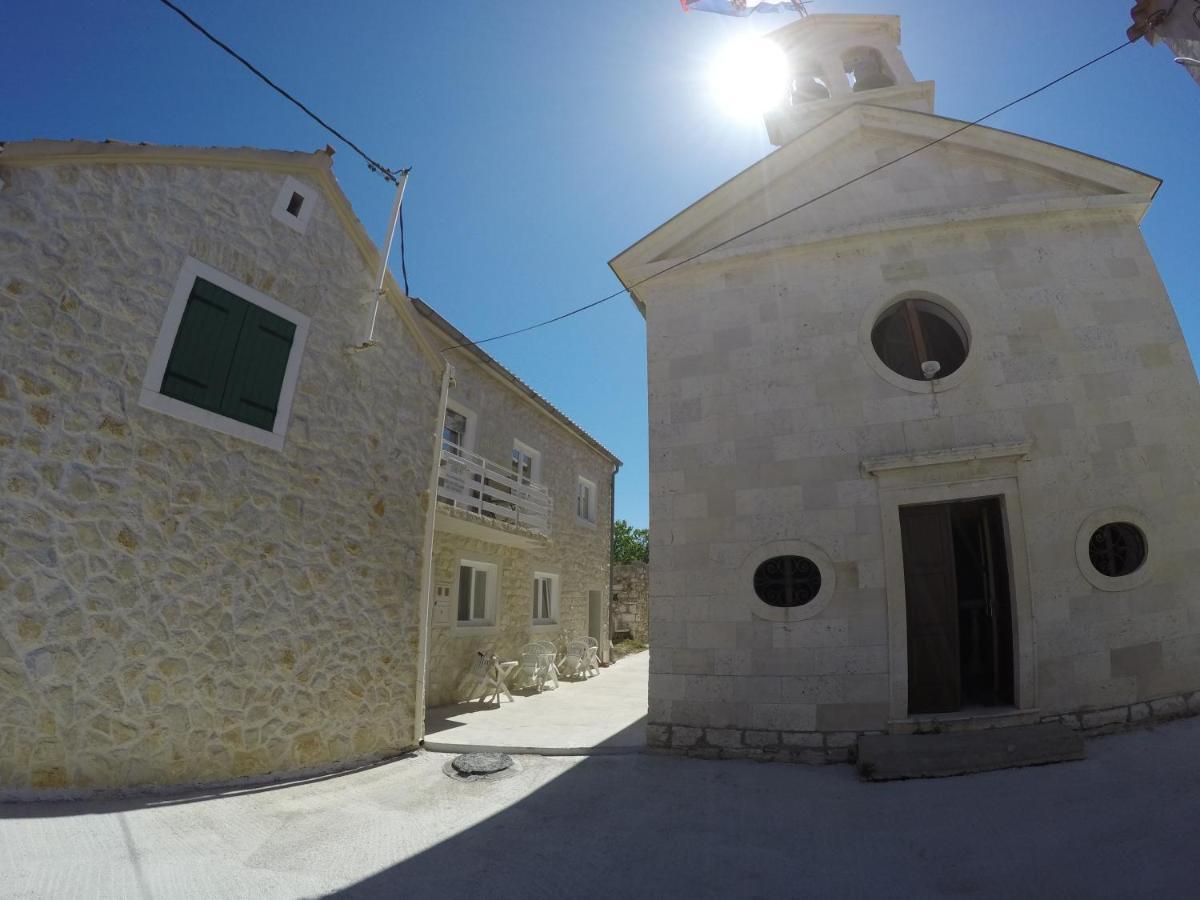 Apartments And Rooms By The Sea Bibinje, Zadar - 6199 Luaran gambar