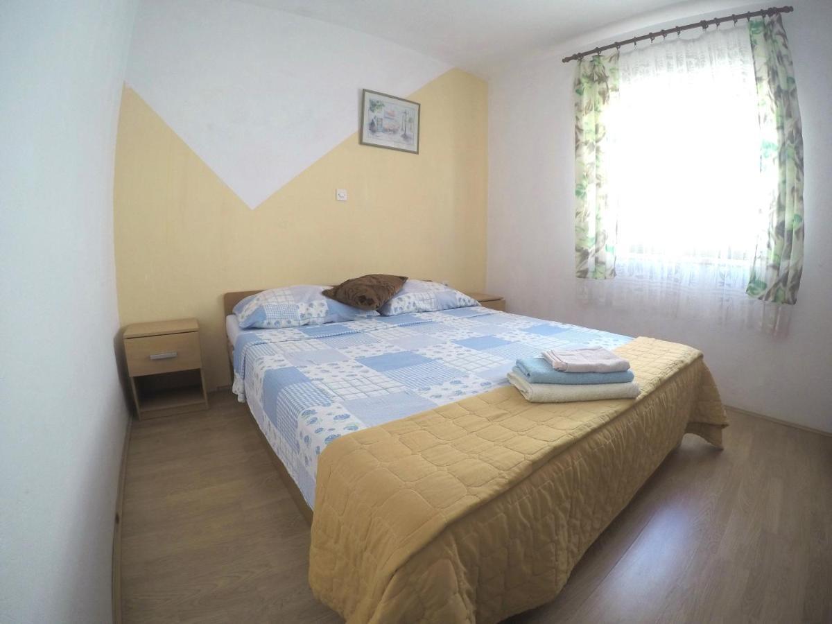Apartments And Rooms By The Sea Bibinje, Zadar - 6199 Luaran gambar