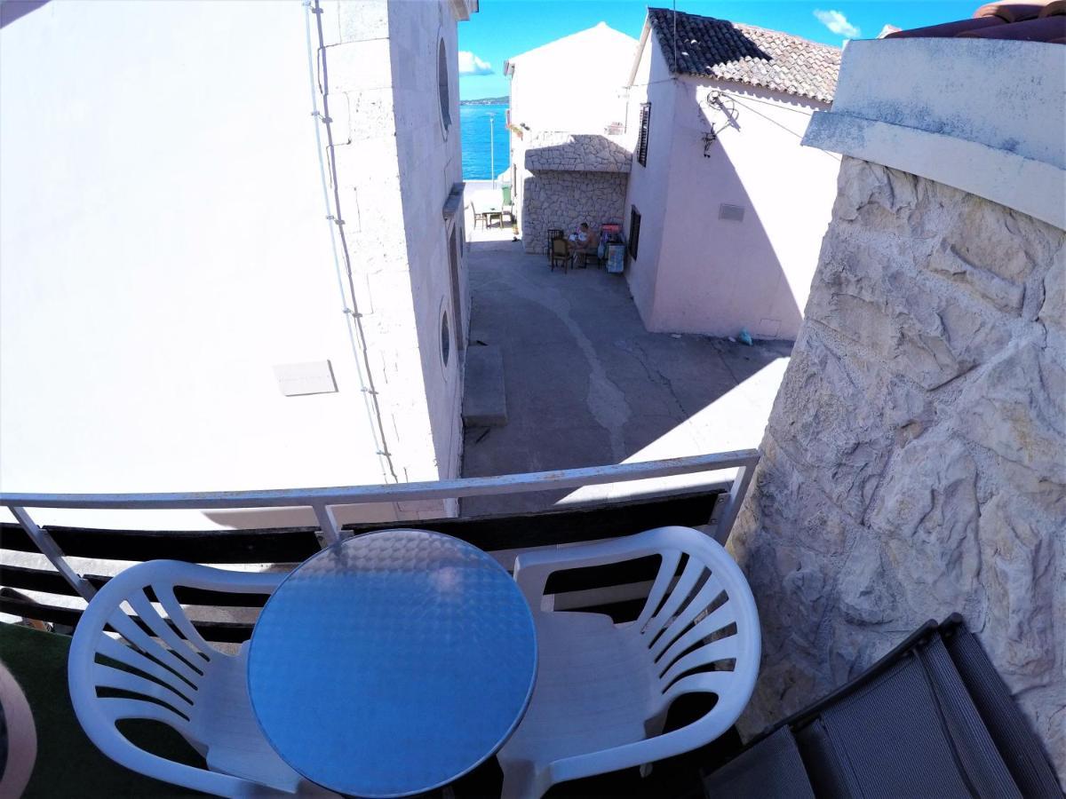 Apartments And Rooms By The Sea Bibinje, Zadar - 6199 Luaran gambar